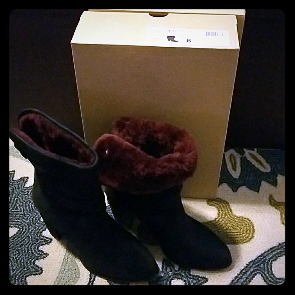 UGG Boots - Layna